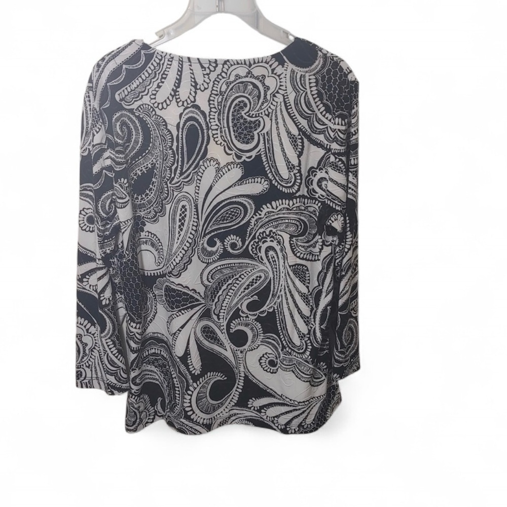 JM Collection Petite 3/4 sleeve blouse - Picture 3 of 5